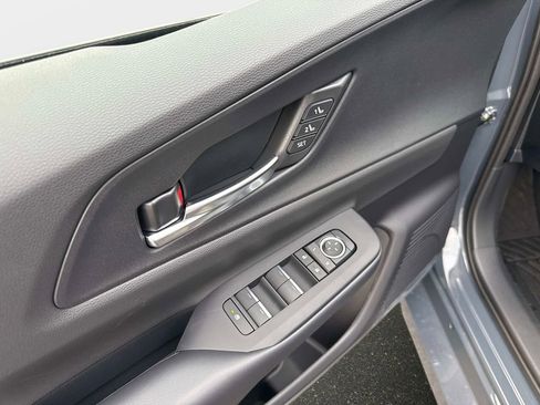 New 2026 Toyota Prius Plug-In Hybrid image 18