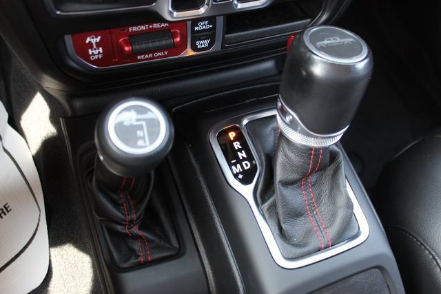 Used 2021 Jeep Gladiator Rubicon AWD/4WD image 24