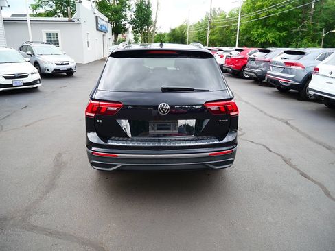 Used 2023 Volkswagen Tiguan SE AWD/4WD image 4