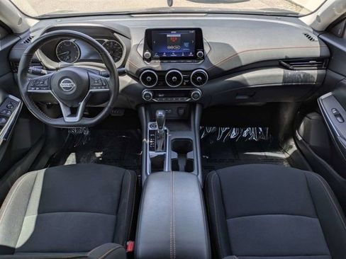 Used 2023 Nissan Sentra SR w/ Midnight Edition Package FWD image 14