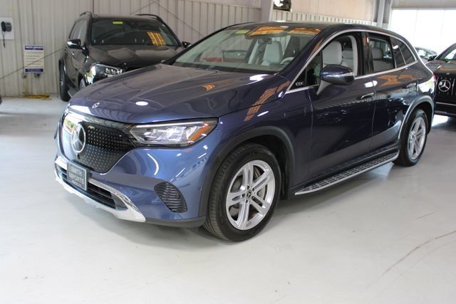 Used 2023 Mercedes-Benz EQE 350+ SUV w/ Exclusive Trim Package image 36