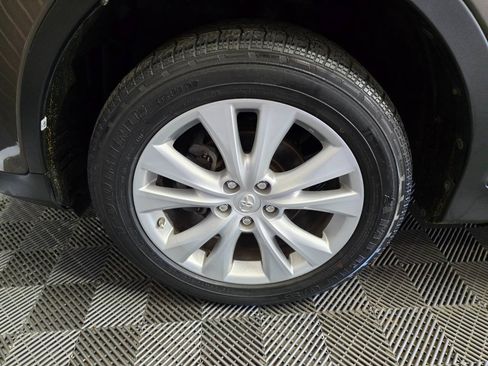 Used 2013 Toyota RAV4 Limited FWD image 32