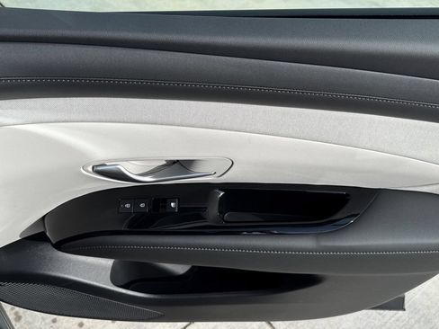 New 2026 Hyundai Tucson Limited AWD/4WD image 18