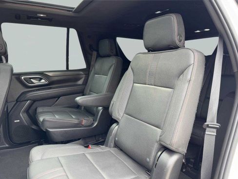 Used 2022 Chevrolet Tahoe RST w/ Luxury Package image 40