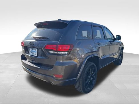 Used 2021 Jeep Grand Cherokee Laredo X image 8