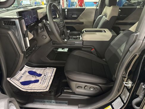 New 2026 GMC Hummer EV 4x4 Crew Cab image 16