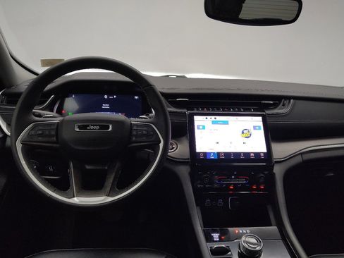 Used 2023 Jeep Grand Cherokee Limited AWD/4WD image 22