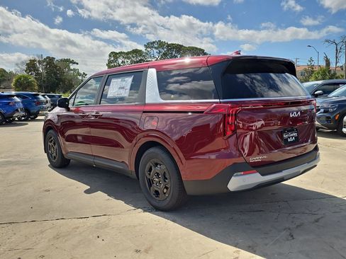 New 2026 Kia Carnival FWD image 6