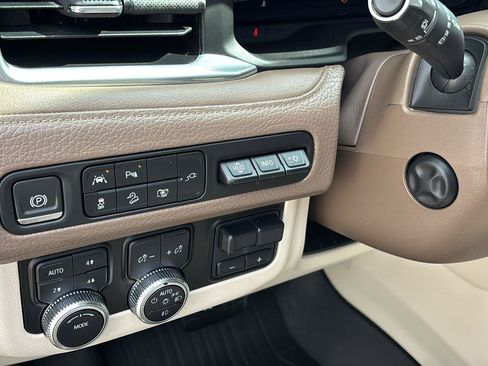 Certified 2022 GMC Yukon Denali w/ Max Trailering Package image 30