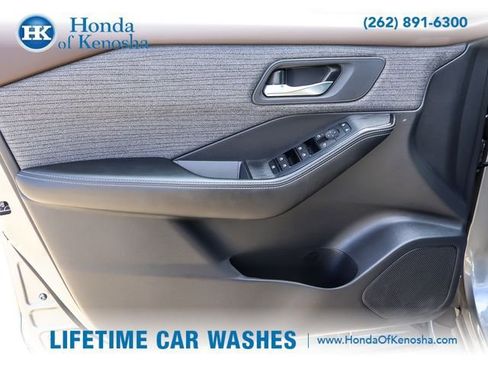 Used 2023 Nissan Rogue SV AWD/4WD image 21