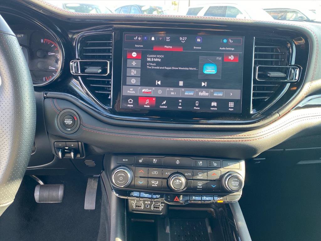 Used 2025 Dodge Durango GT AWD/4WD image 11