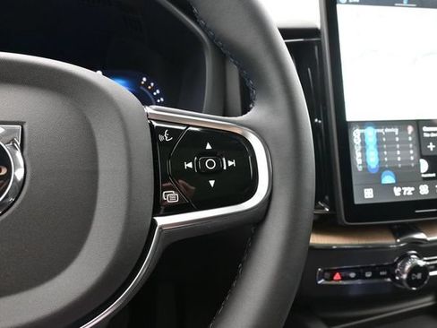 New 2027 Volvo XC60 B5 Plus AWD/4WD image 26