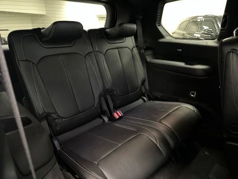 Used 2023 Jeep Grand Cherokee L Overland AWD/4WD image 23