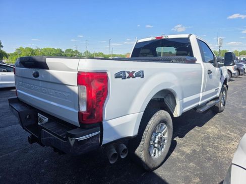 Used 2019 Ford F250 XLT AWD/4WD image 3