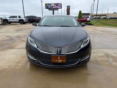 Used 2014 Lincoln MKZ Hybrid w/ Equipment Group 202A Reserve FWD image 8
