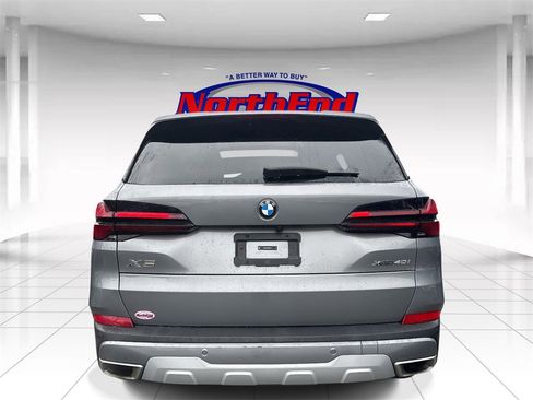 Used 2024 BMW X5 xDrive40i image 4
