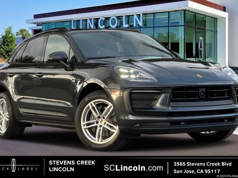 Used 2024 Porsche Macan image 1