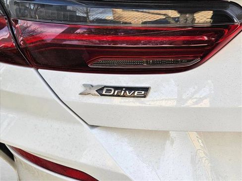 Used 2019 BMW M850i xDrive Convertible w/ M Carbon Exterior Package image 9