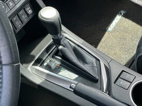 Used 2015 Toyota Corolla S FWD image 18