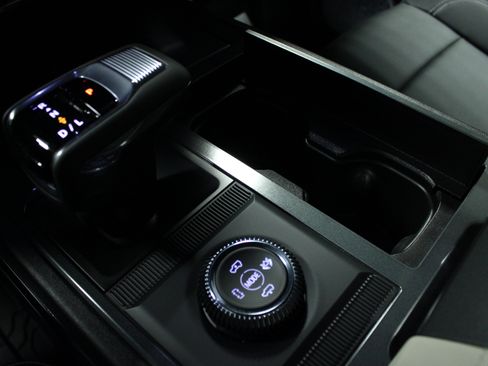 Used 2026 GMC Hummer EV SUV AWD/4WD image 23