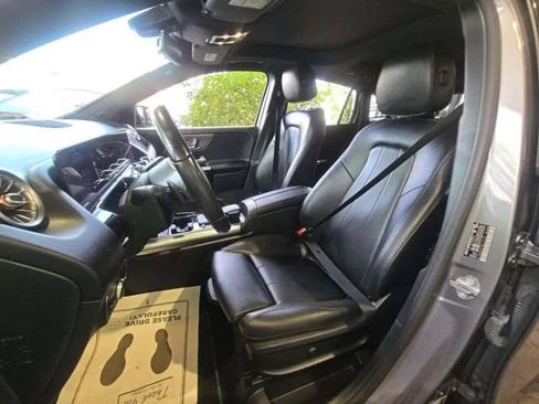 Used 2021 Mercedes-Benz GLA 250 4MATIC image 5