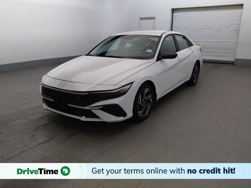 Used 2025 Hyundai Elantra Sport FWD image 1