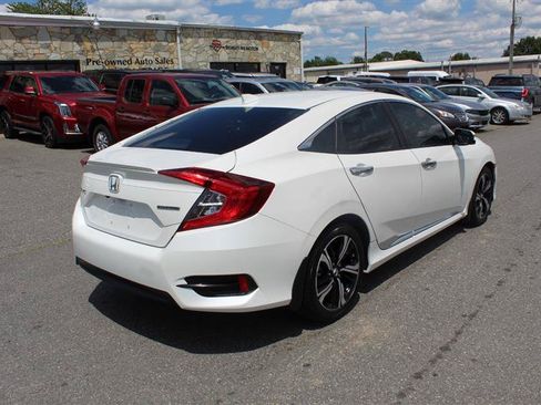 Used 2017 Honda Civic Touring image 7