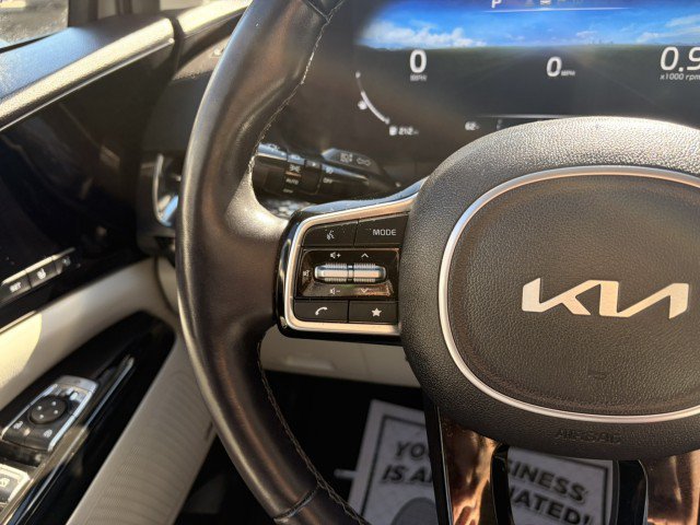Used 2024 Kia Carnival SX Prestige FWD image 17
