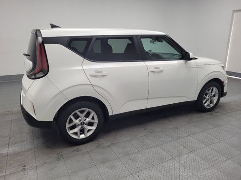 Used 2023 Kia Soul LX w/ LX Technology Package image 10