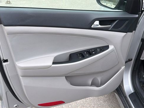 Used 2020 Hyundai Tucson SEL image 12