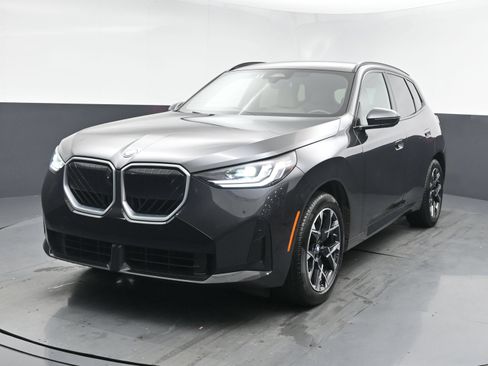 Used 2025 BMW X3 xDrive30i AWD/4WD image 23