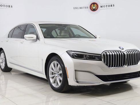 Used 2020 BMW 740i xDrive w/ Cold Weather Package image 25