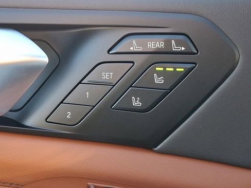 New 2026 BMW X7 M60i image 22