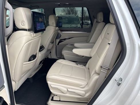 Certified 2025 Cadillac Escalade Sport Platinum image 19