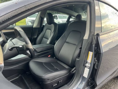 Used 2023 Tesla Model 3 Standard Range RWD image 15