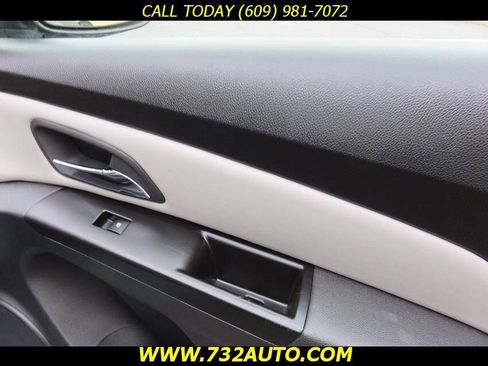 Used 2012 Chevrolet Cruze LS w/ Connectivity Package image 17