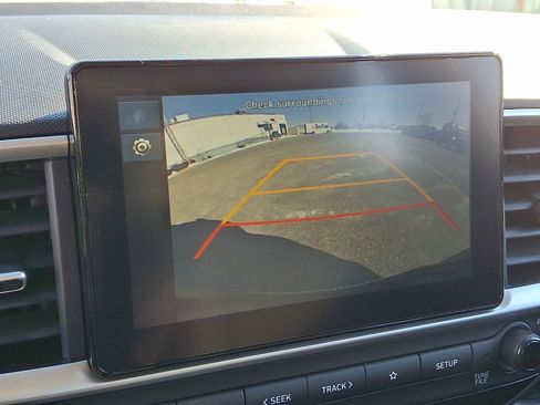 New 2026 Hyundai Venue SE image 17