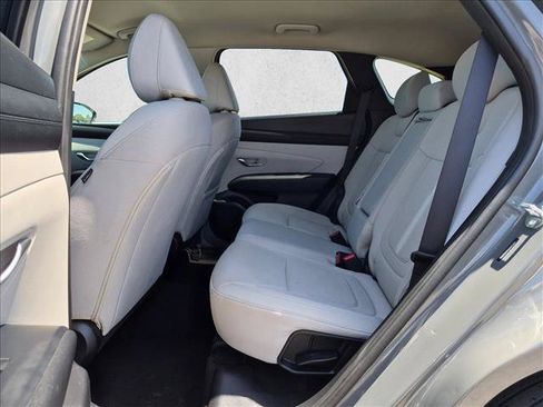 Used 2025 Hyundai Tucson SEL FWD image 19