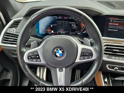 Used 2023 BMW X5 xDrive40i w/ M Sport Package AWD/4WD image 22