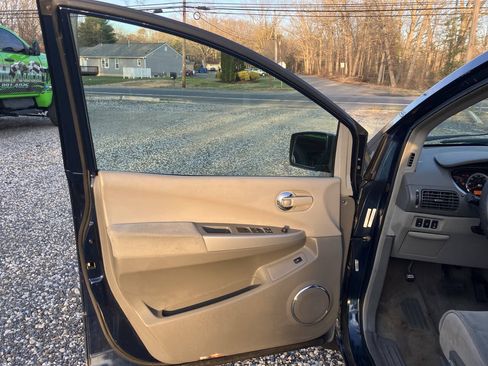Used 2008 Nissan Quest SL w/ Seat Pkg FWD image 17