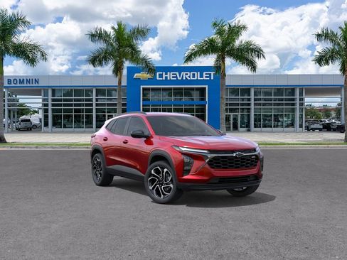 Used 2026 Chevrolet Trax RS w/ Driver Confidence Package FWD image 2