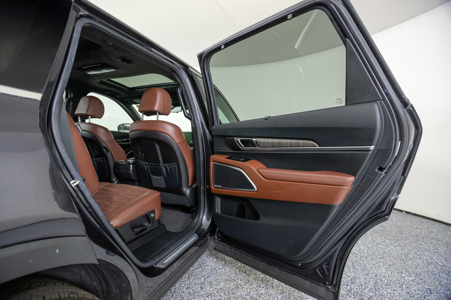 Used 2025 Kia Telluride SX Prestige AWD/4WD image 37
