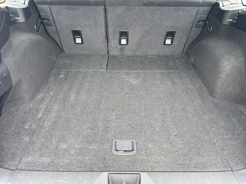 Used 2019 Subaru Outback 2.5i AWD/4WD image 18