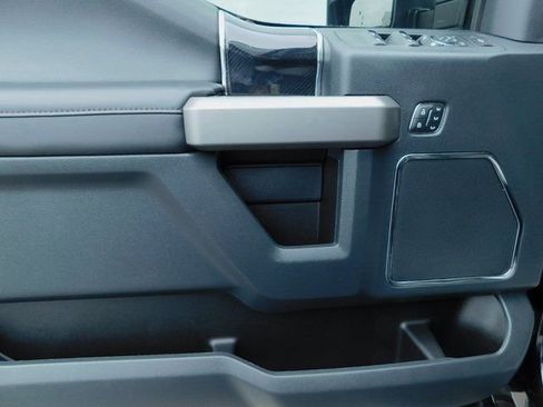 Used 2022 Ford F250 Platinum image 29