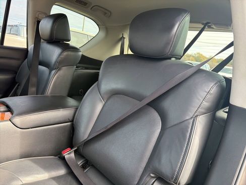 Used 2019 INFINITI QX80 Luxe w/ Cargo Package image 17