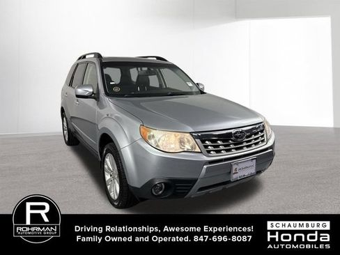 Used 2012 Subaru Forester 2.5X Limited AWD/4WD image 3