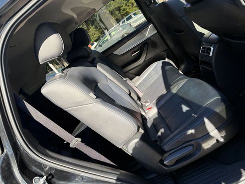 Used 2025 MAZDA CX-90 3.3 Turbo w/ Preferred Package image 34