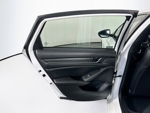 Used 2019 Honda Accord Sport image 24