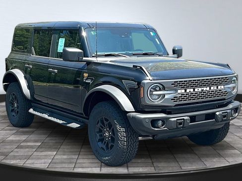New 2026 Ford Bronco Badlands AWD/4WD image 1