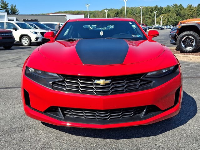 Used 2019 Chevrolet Camaro LT RWD image 2